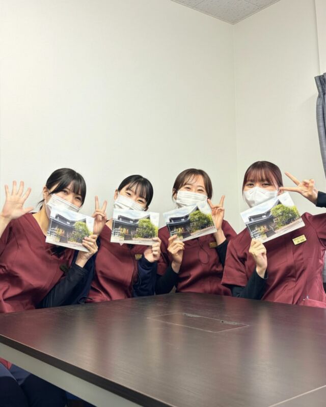 @masedental 🦷

こんにちは！間瀬デンタルクリニックです🦷

2026年度は新卒歯科衛生士さんが
✨4名✨入職しました🌟

当院の歯科衛生士は
＼総勢35名／
になりました😺

ベテランから新人まで、一人ひとりの患者様へ
これまで以上に丁寧なケアをお届けします🦷✨

＊＊＊

【医療法人社団幸陽会　間瀬デンタルクリニック】

〒293-0001 富津市大堀2-16-10
TEL 0439-87-8211
受付時間 8:30-17:30

＊＊＊

#間瀬デンタルクリニック #富津 #君津 #木更津 #歯医者 #歯科医院 #歯科衛生士 #新卒 #2026新卒 #新卒歯科衛生士 #クオキャリア #クオキャリア就活フェス